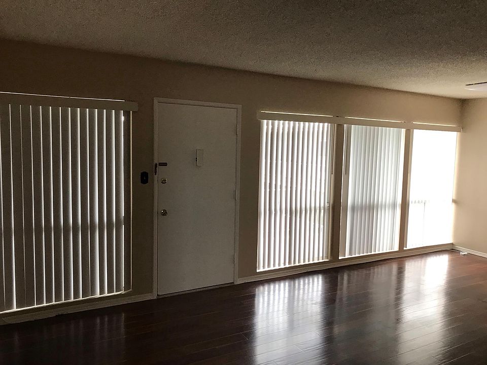 1st image of 234 6th St APT 8