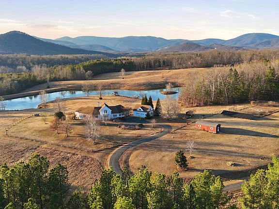 3rd image of 436 Chimney Rock Rd