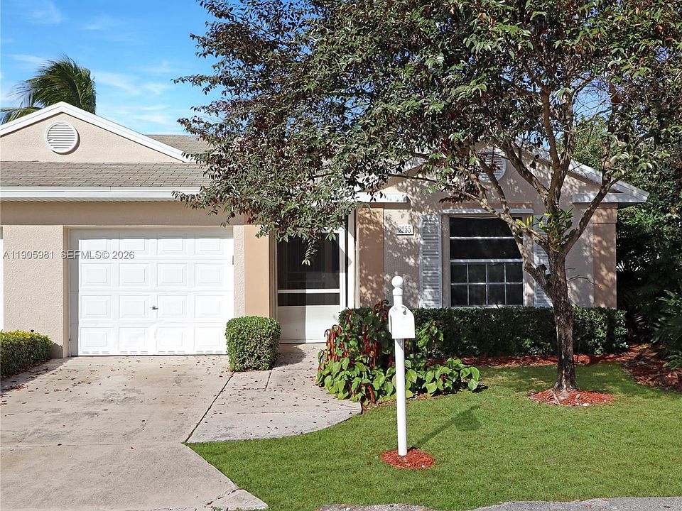 1st image of 2255 SE 6th Pl