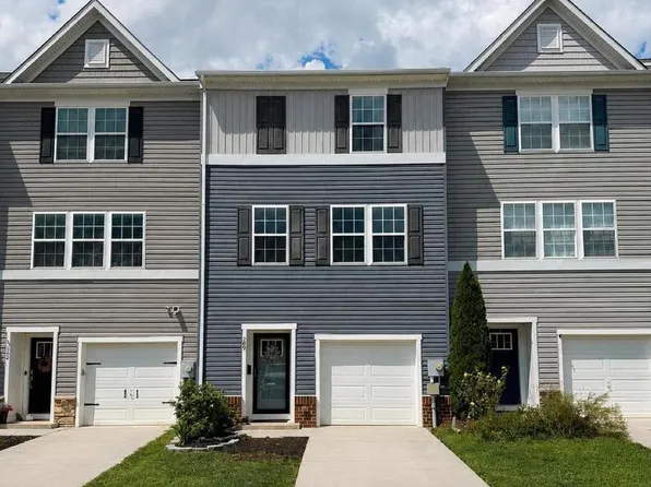 289 Magellan Dr, Martinsburg, WV 25404