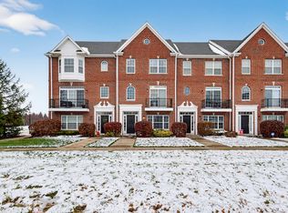 15363 Mystic Rock Dr, Carmel, IN