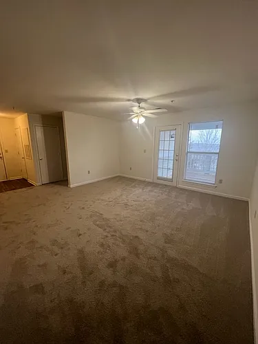 33 Hamiltons Harbor Dr Photo 1