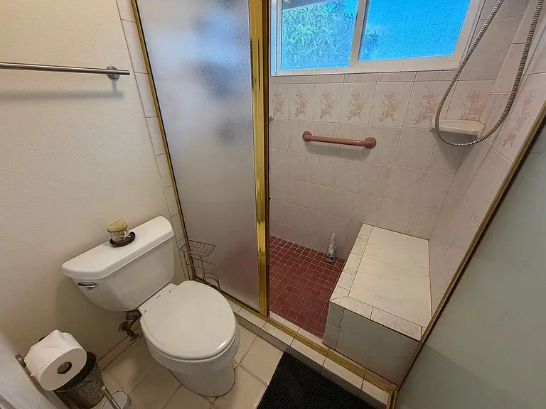 2570 Hunakai St — Photo 12