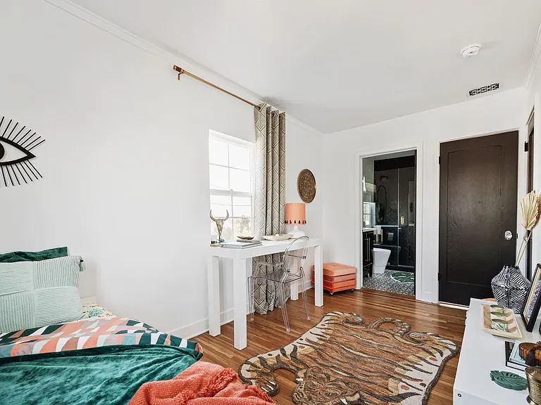 bedroom 3 - has an ensuite bathroom