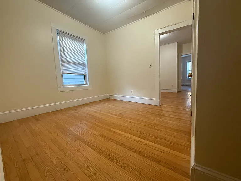 4 Watson St #2R — Photo 7