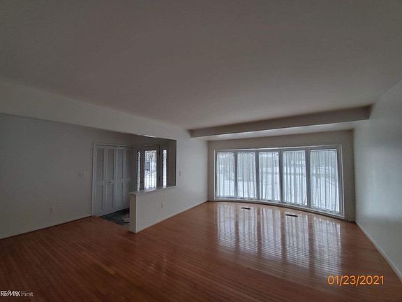 2nd image of 6651 Guildford Dr