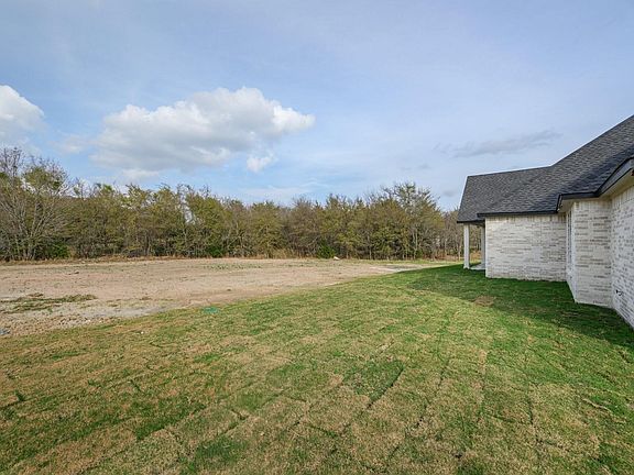 5th image of 1838 County Road 2320