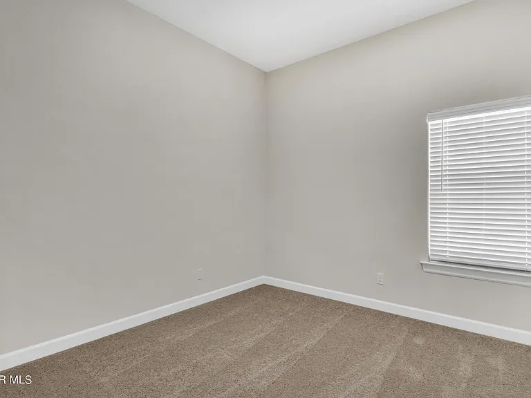 13931 Sky Harbor Ave — Photo 25