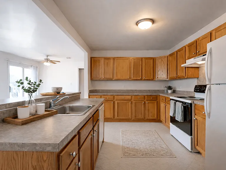 Maidencreek Apartments — Photo 2