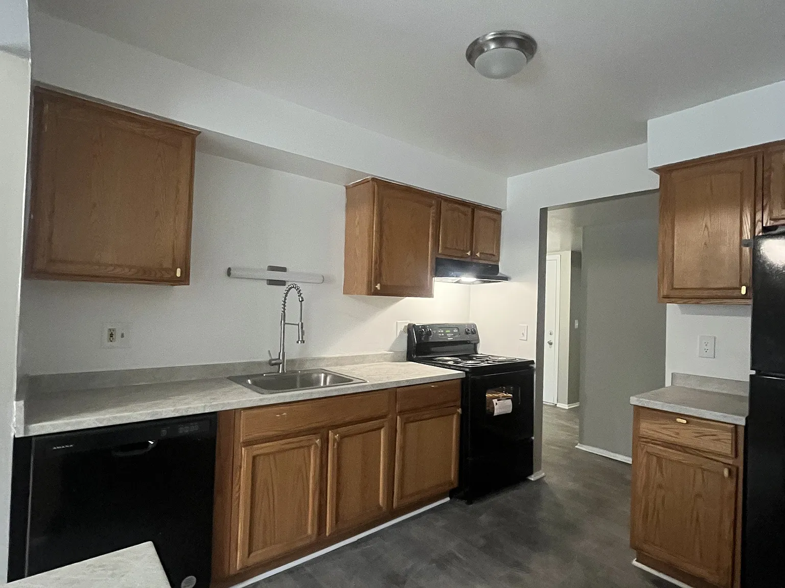 ID Wakefield LLC - 29342-M4 — Photo 2