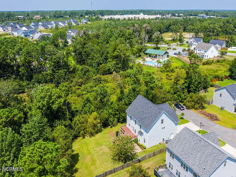 801 Rosedale Dr — Photo 42