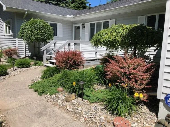 5746 N Ridge Rd, Black River, MI 48721
