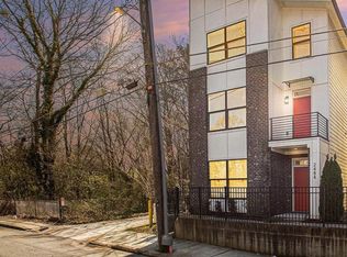 2484 Perry Blvd NW, Atlanta, GA 30318