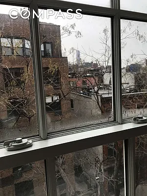 Rented by Compass | media 19