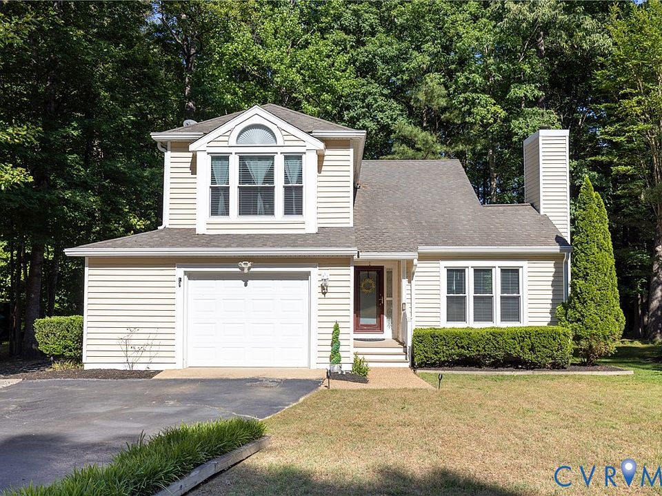 1st image of 14305 Woods Walk Ln