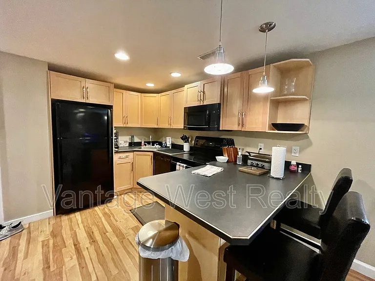 790B Irma Rd — Photo 2