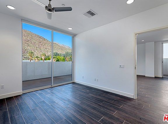 4th image of 175 N Palm Canyon Dr #209