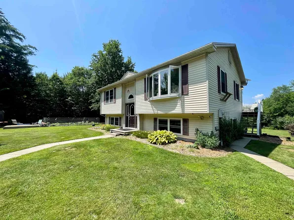 64 Arron Road, Piermont, NH 03779