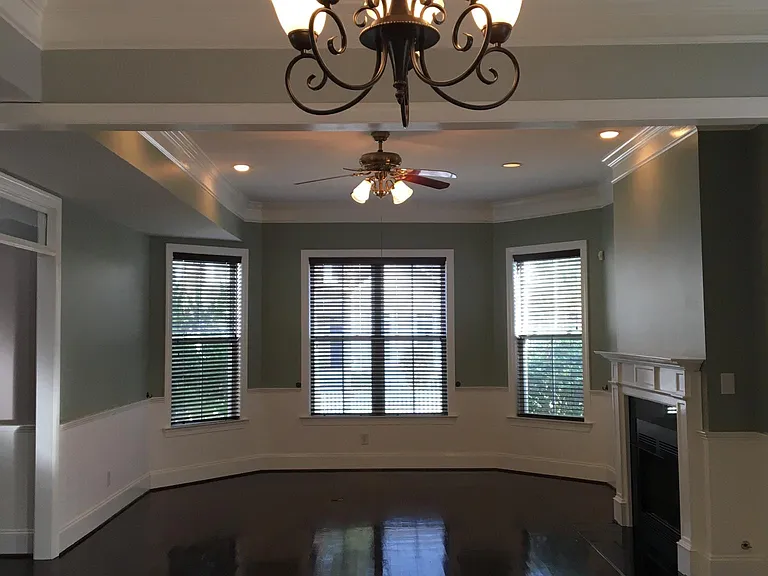 2118 Hartfords Bluff Ln — Photo 2