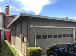 440 Lotus Ln, Mountain View, CA 94043
