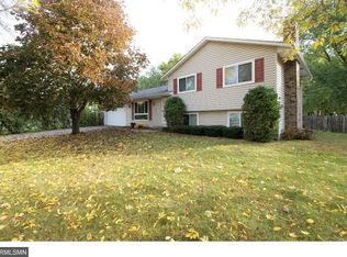 6985 Homestead Ave S, Cottage Grove, MN 55016