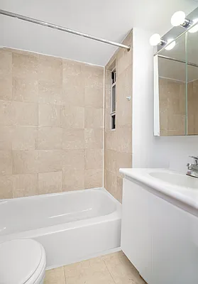 Rented by REAL New York | media 11