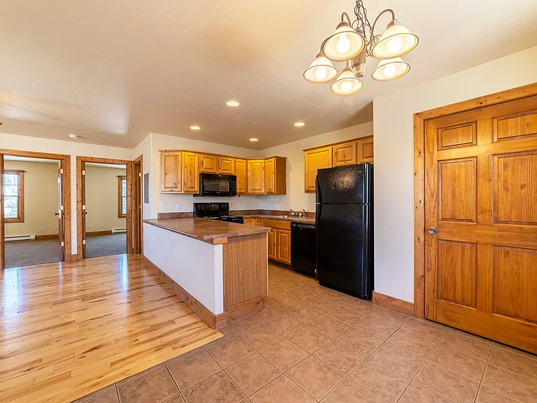 Iron Ridge Estates — Photo 4