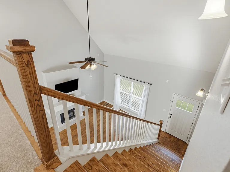 723 Windrush Loop — Photo 18