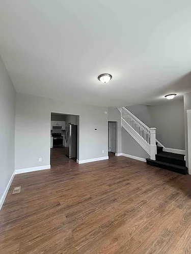 5031 Denmore Ave Photo 1