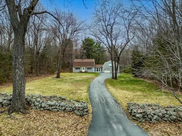 42 Ledge Hill Road, Raymond, ME 04071