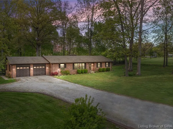 295 Henryville Bluelick Road, Henryville, IN 47126