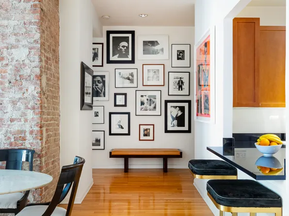 252 7th Avenue image 4 of 9