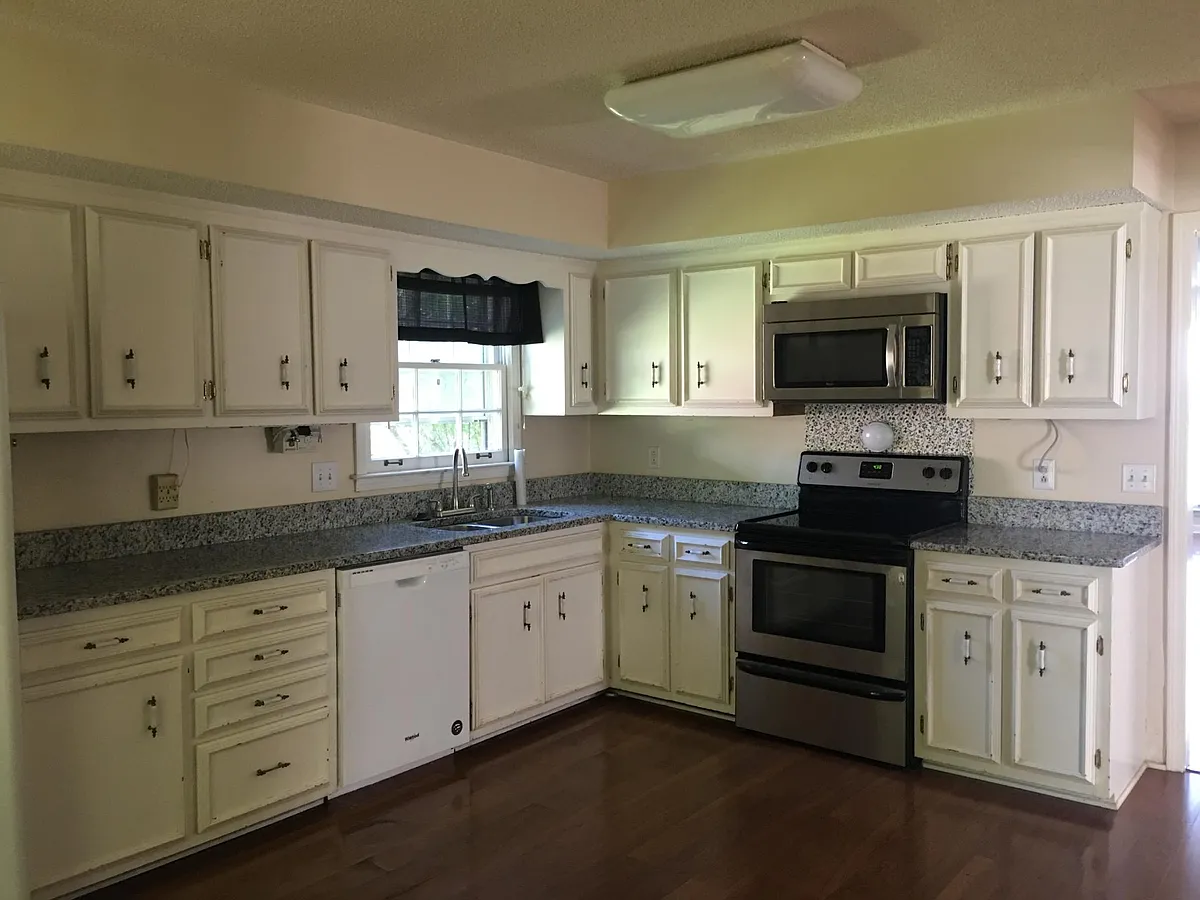 Building Photo - 7018 Tartan Dr