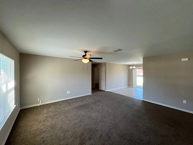 457 Marion Oaks Ln — Photo 7