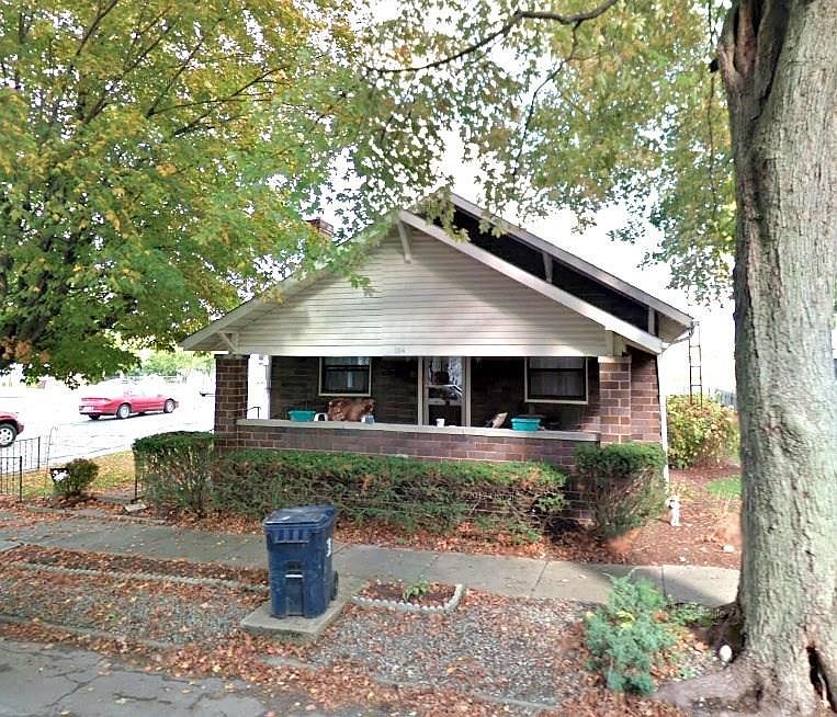 1st image of 104 S Meridian St