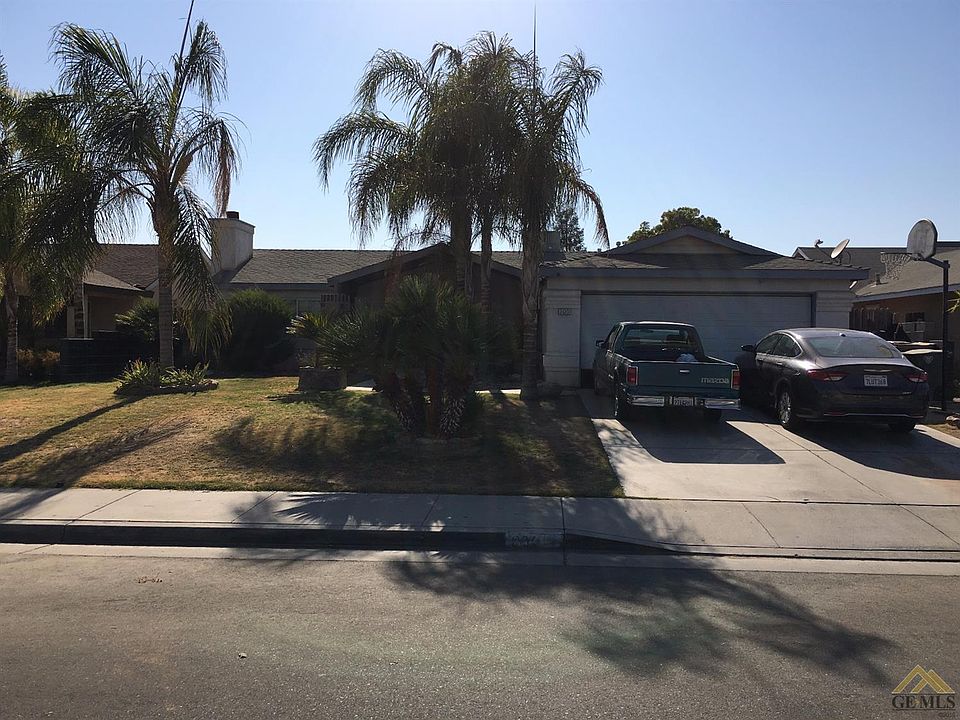 1st image of 200 Sowerby Village Ln