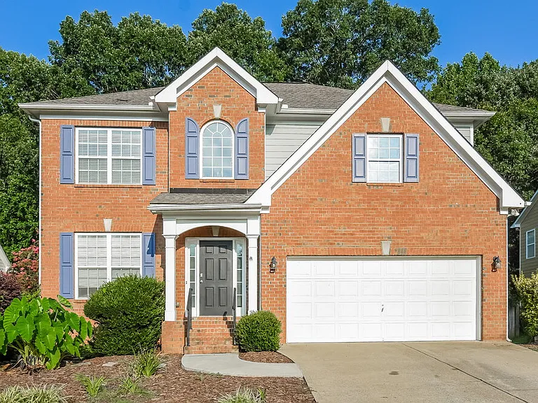 934 Mill Creek Ave — Photo 1