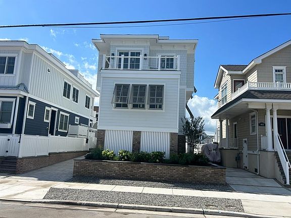2nd image of 8527 3rd Ave