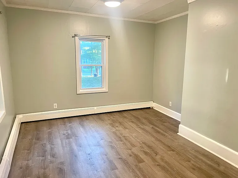 106 Webster St #2 — Photo 11
