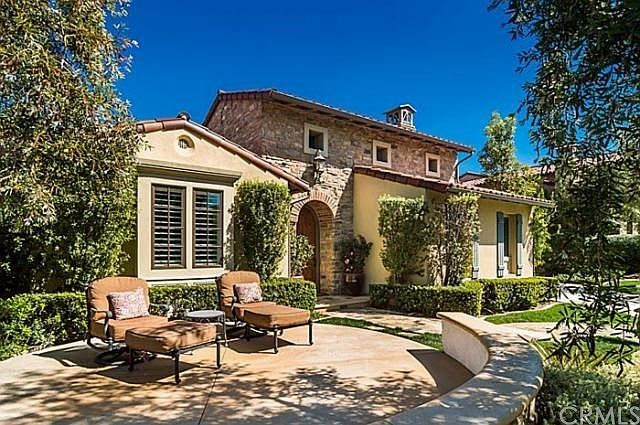 Exclusive guard gated community...