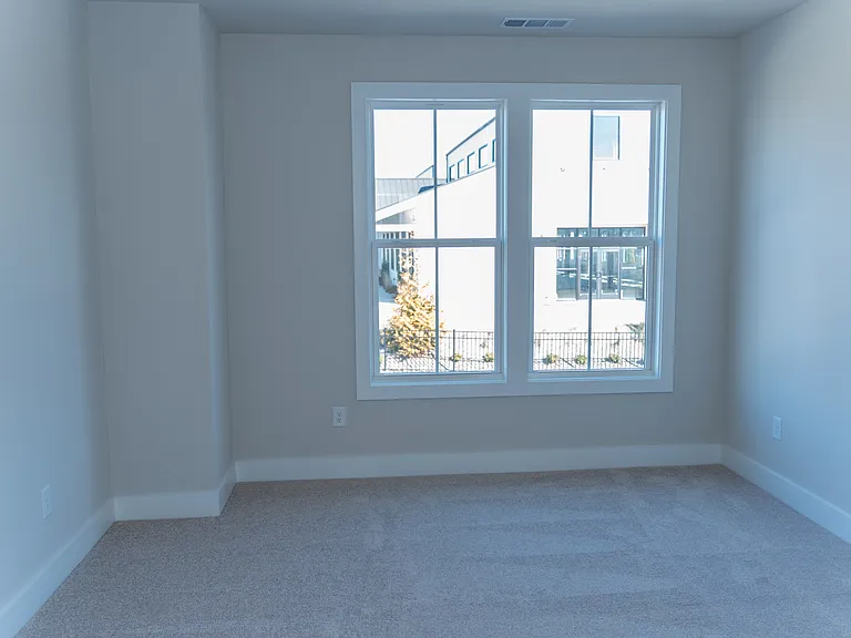 1237 Waterfall Ct — Photo 37