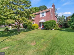 225 Priscilla Ln, Aldan, PA 19018