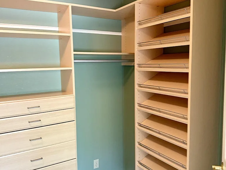365 Bellflower Dr — Photo 19
