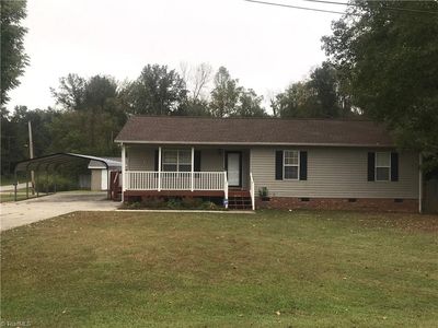 1 Rotary Cres, Thomasville, NC, 27360