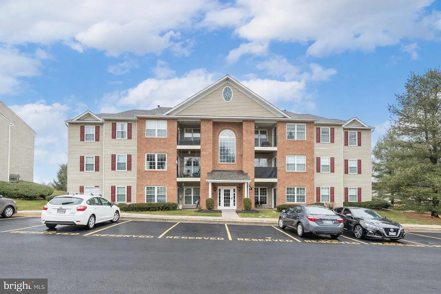 3850 Normandy Dr APT 3A photo 1