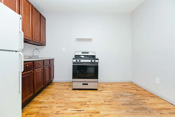 Rented by Nooklyn NYC LLC | media 23