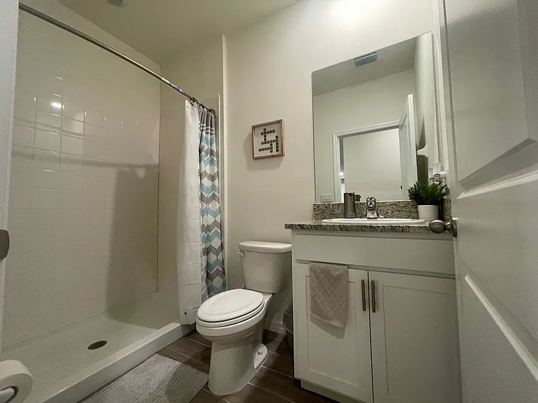13616 NW 14th Pl — Photo 24