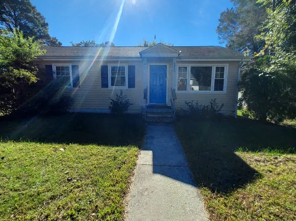 2800 Bluefield St, Hopewell, VA 23860
