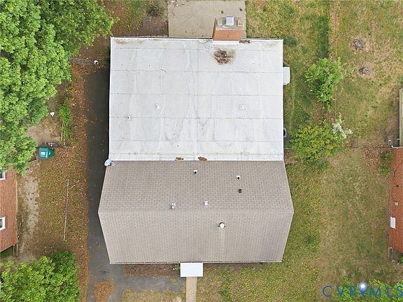 5th image of 1609 Foster Rd