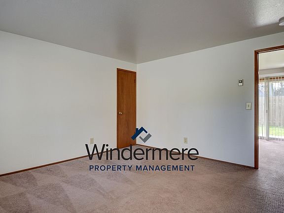 5th image of 865 N Oak Harbor Rd #104